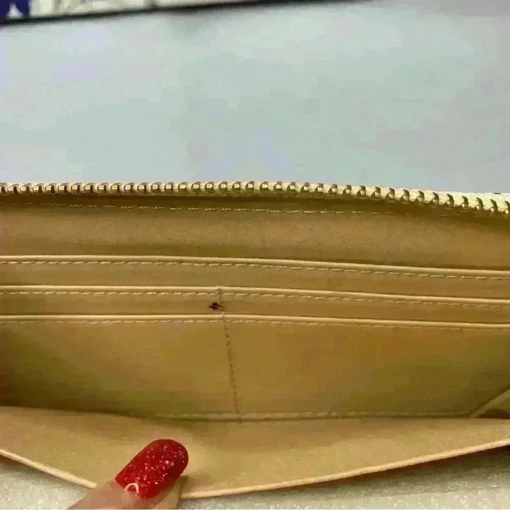 NWT Designer Inspired  Floral Handbag Matching Wallet.